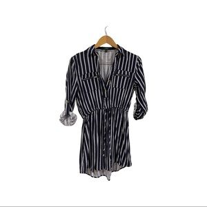 Louis Paris size small shirt dress